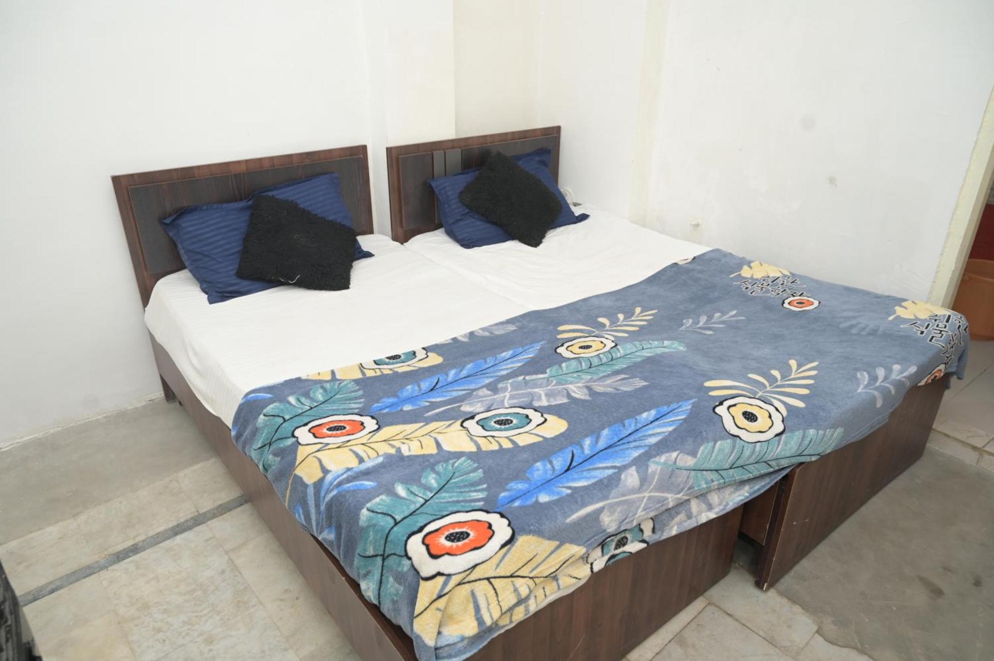 Rk Hotel Rooms Райпур Экстерьер фото